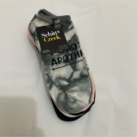 ✨ Schitt’s Creek Rose Apothecary Themed Women’s Ankle Socks (5 Pairs) - NWT ✨ - Picture 2 of 6